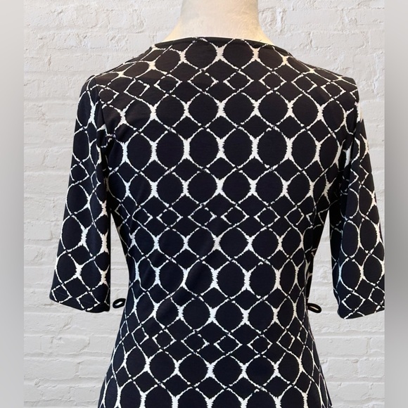 Gilli Trista Faux Wrap Jersey Dress Navy White Geometric Print USA Sz S Classic - Picture 5 of 8